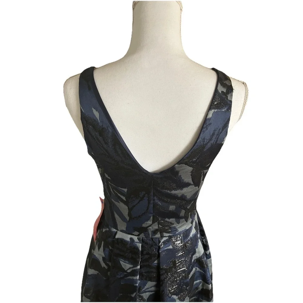 NWT Eva Franco Brocade Dress Navy Floral Multi Tone Size 4 Fit‎ & Flare $198